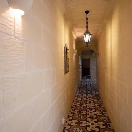 5 Bedroom With Private Pool Holiday home