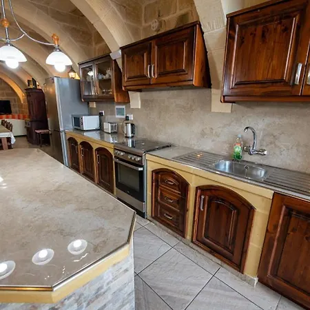Holiday home 5 Bedroom With Private Pool Gharb (Gozo)